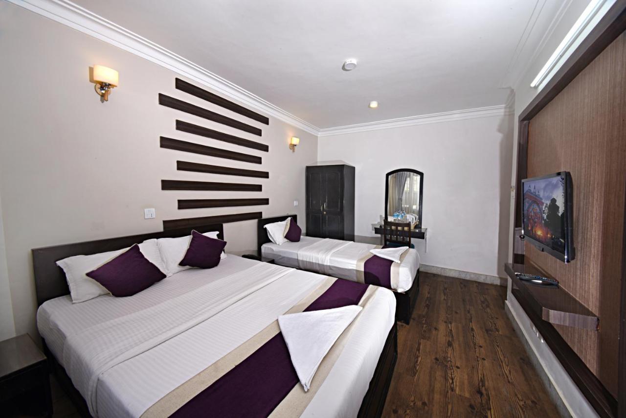 Hotel Livin Kathmandu Exterior foto