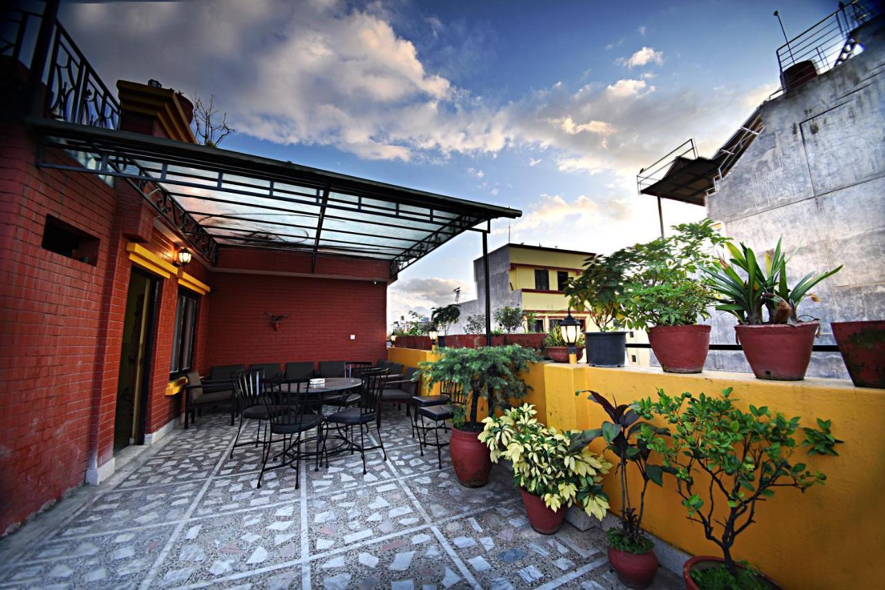 Hotel Livin Kathmandu Exterior foto